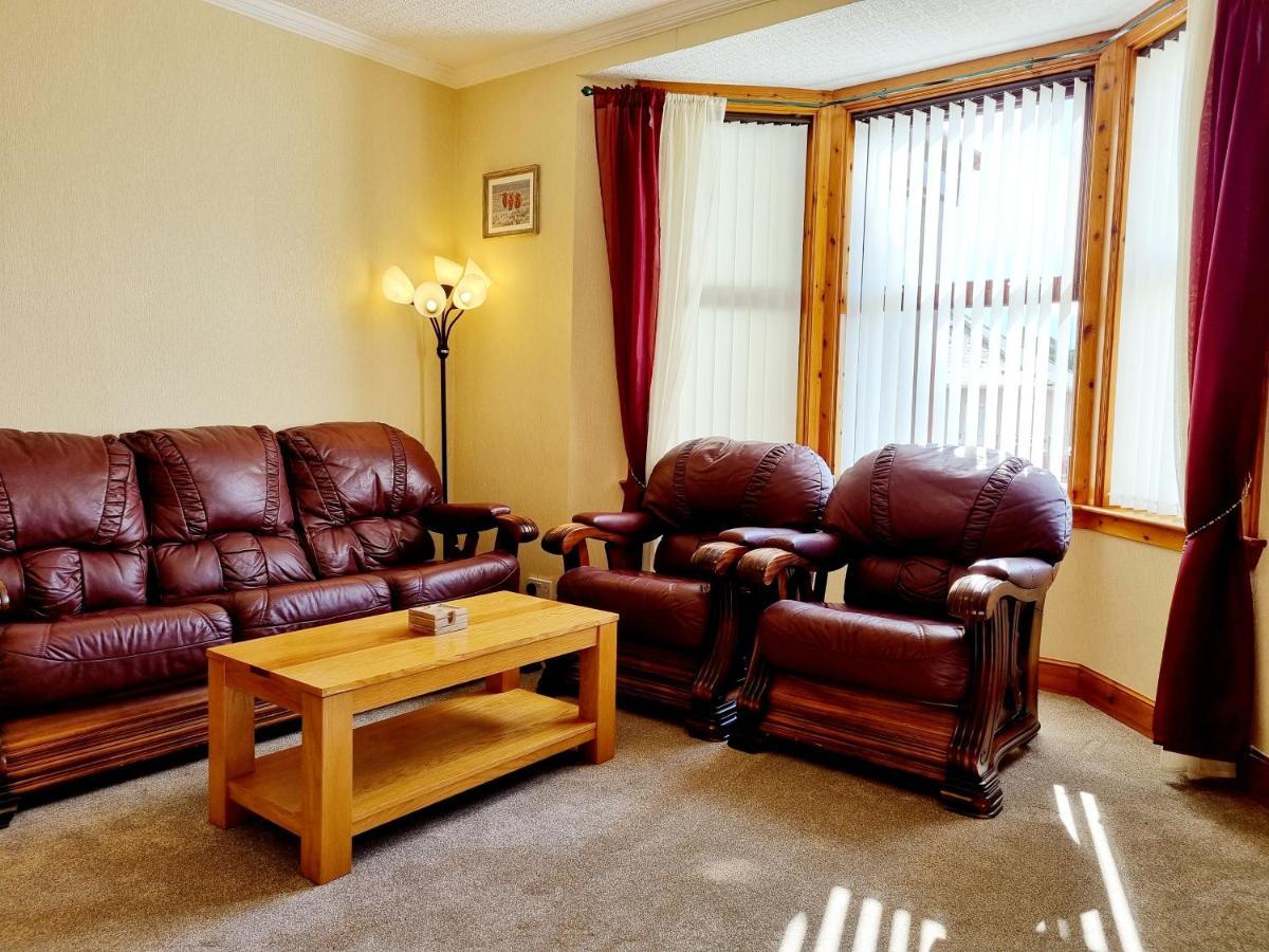 Inverness City 3 Bedroom House Free Parking Exterior photo